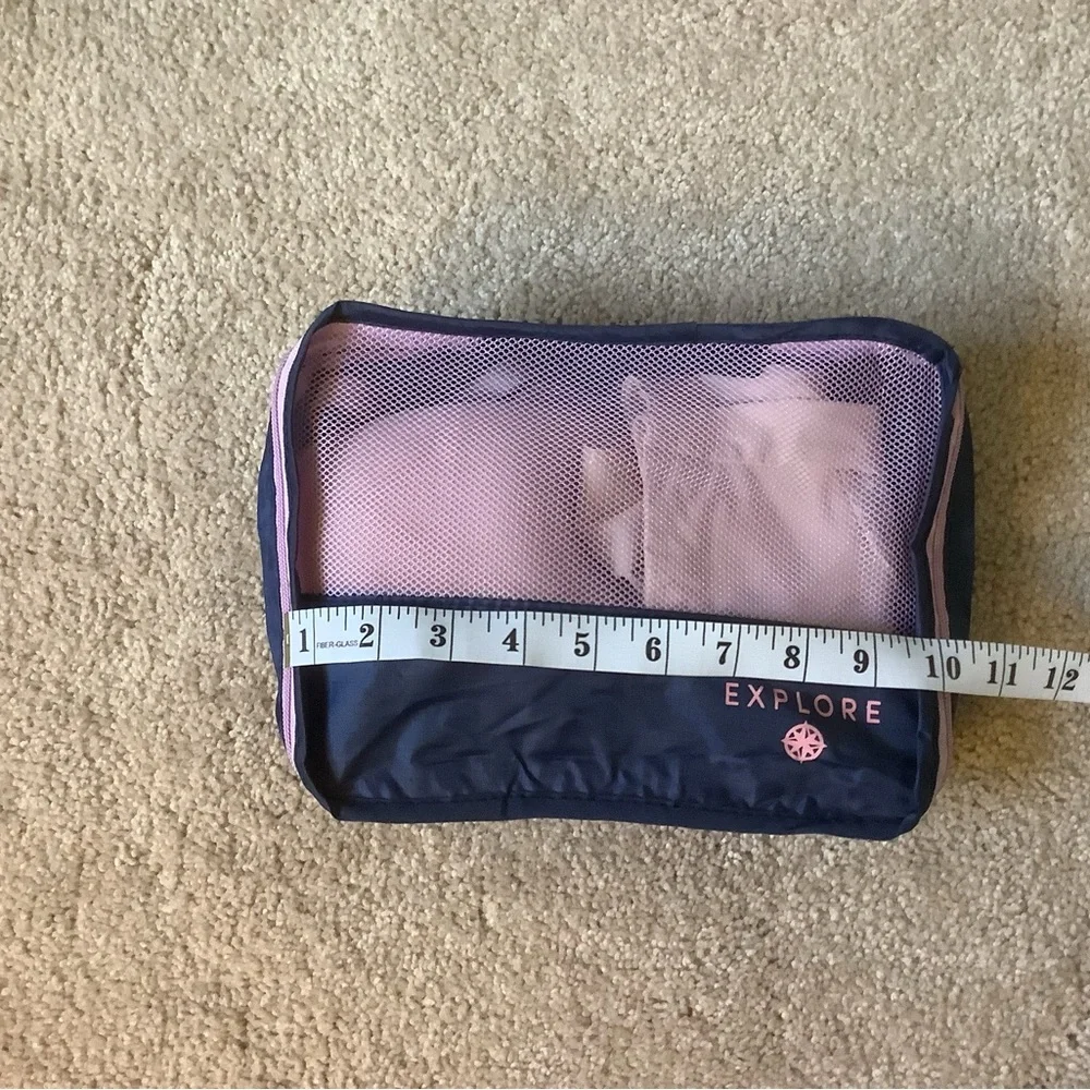 NWT! Set of 3 Zippered Mesh Cubes